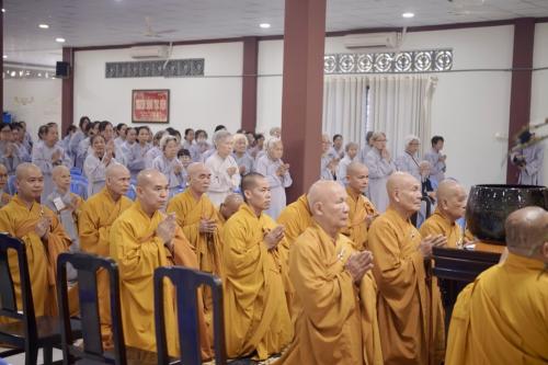 C45E1320-DD54-4F56-AF40-7A1D8FC6718E 1 105 c