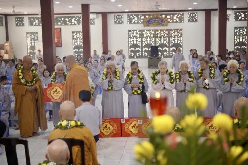 8B385410-76C4-4D9C-AC2C-8FDC292F94E3 1 105 c