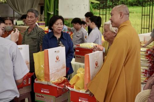 22FA414C-3288-42FE-93D8-B45FC23DADED 1 105 c