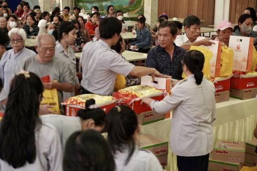 77B057A4-E65A-4AB9-862A-79EFD0F59C1B 1 105 c