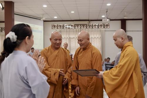 11B98058-5EA2-4300-9F9B-BAE49F322BBF 1 105 c