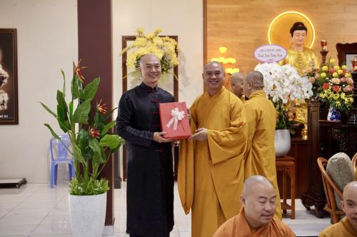 5A6AC5E8-B430-4E02-A31C-F94D2CE5CE99 1 105 c